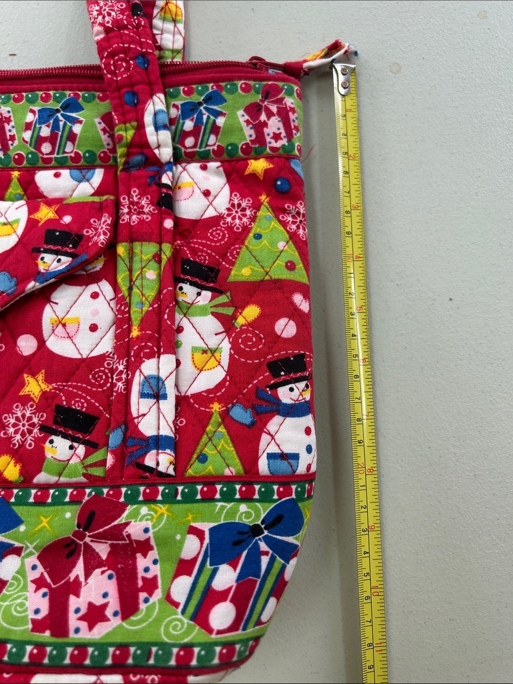 Holiday Quilted Red Tote Bag with Festive Print - Picture 6 of 6